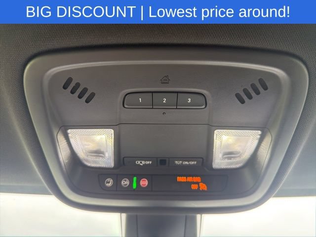 Used 2023 Chevrolet Traverse LT AWD/4WD image 42