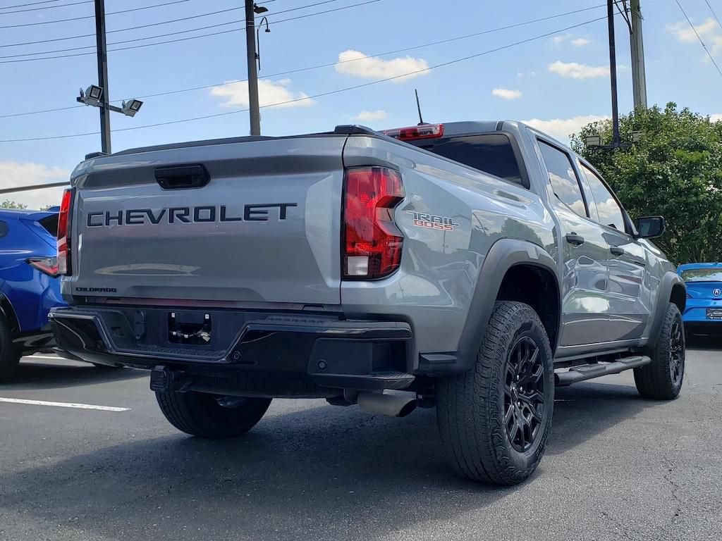 Used 2024 Chevrolet Colorado Trail Boss w/ Advanced Trailering Package AWD/4WD image 9