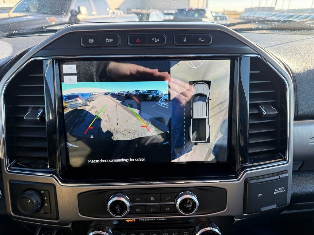 Used 2022 Ford F450 Platinum w/ FX4 Off-Road Package image 30