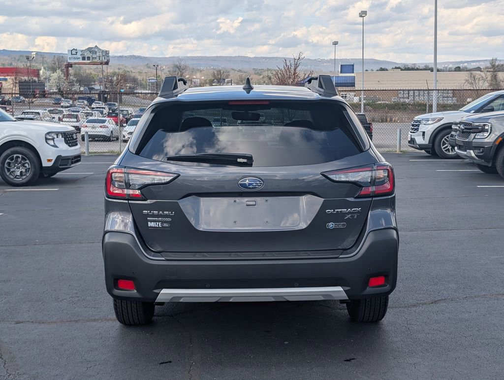 Used 2025 Subaru Outback Limited XT w/ Popular Package #2 image 8