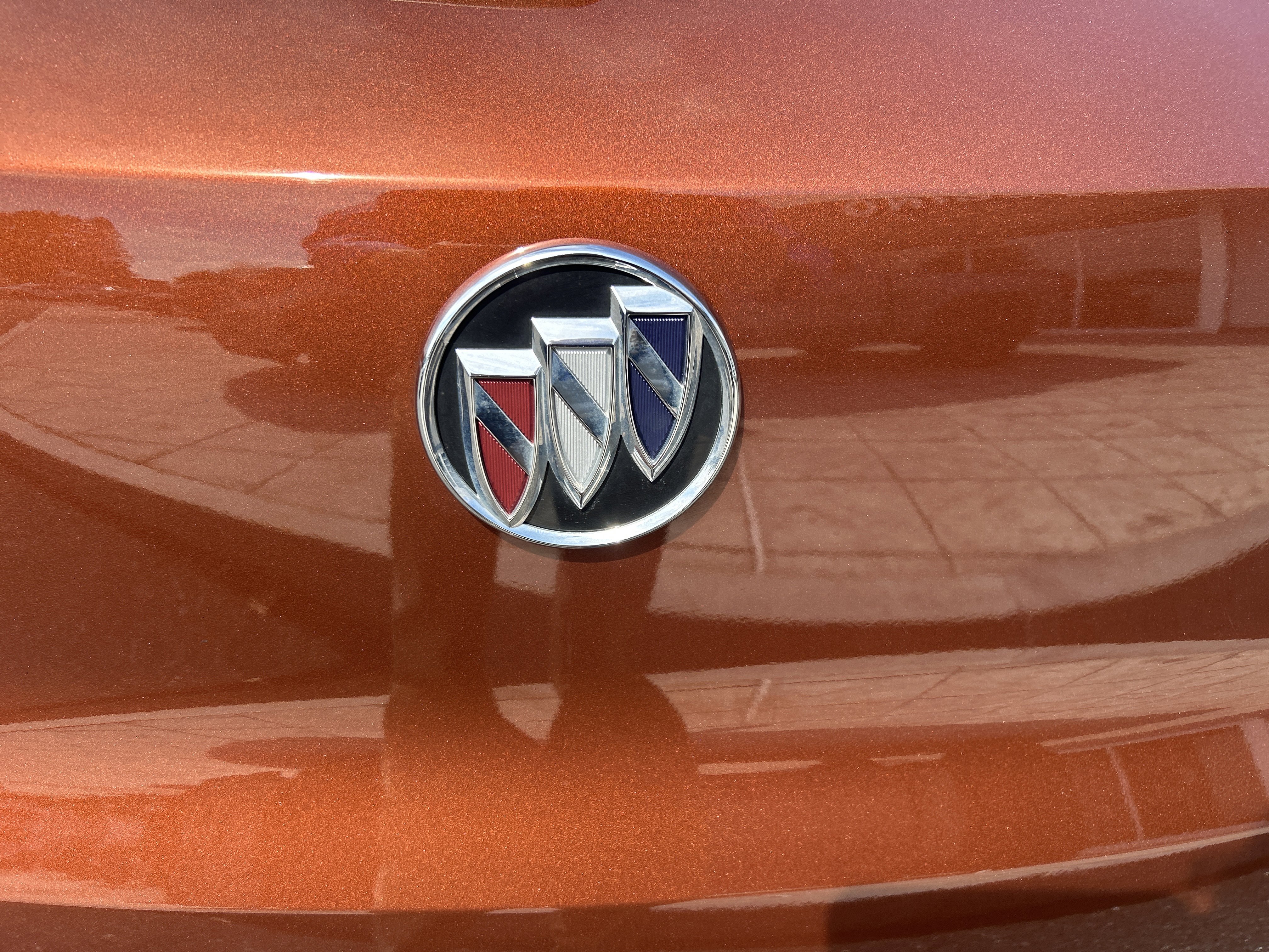 Used 2020 Buick Encore GX Essence w/ Advanced Technology Package image 7