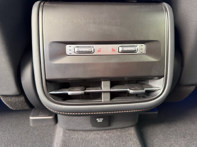 New 2026 Lincoln Nautilus Reserve AWD/4WD image 15