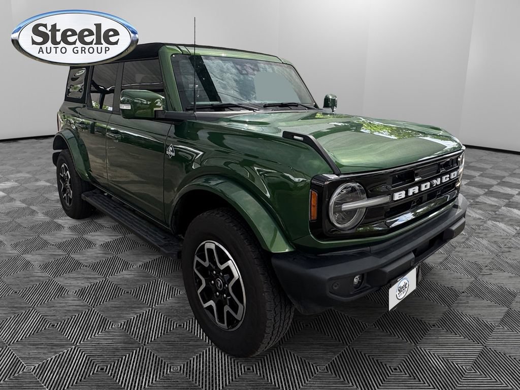 Used 2023 Ford Bronco Outer Banks AWD/4WD image 7
