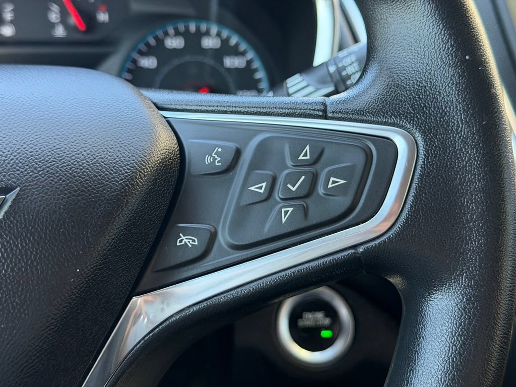 Used 2018 Chevrolet Equinox LT FWD image 19