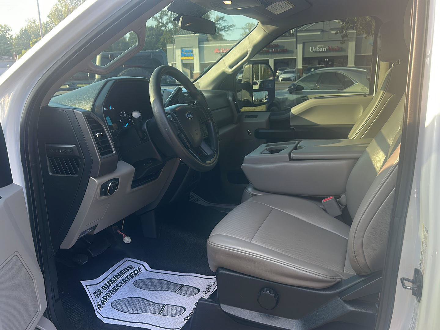 Used 2017 Ford F350 XL AWD/4WD image 14