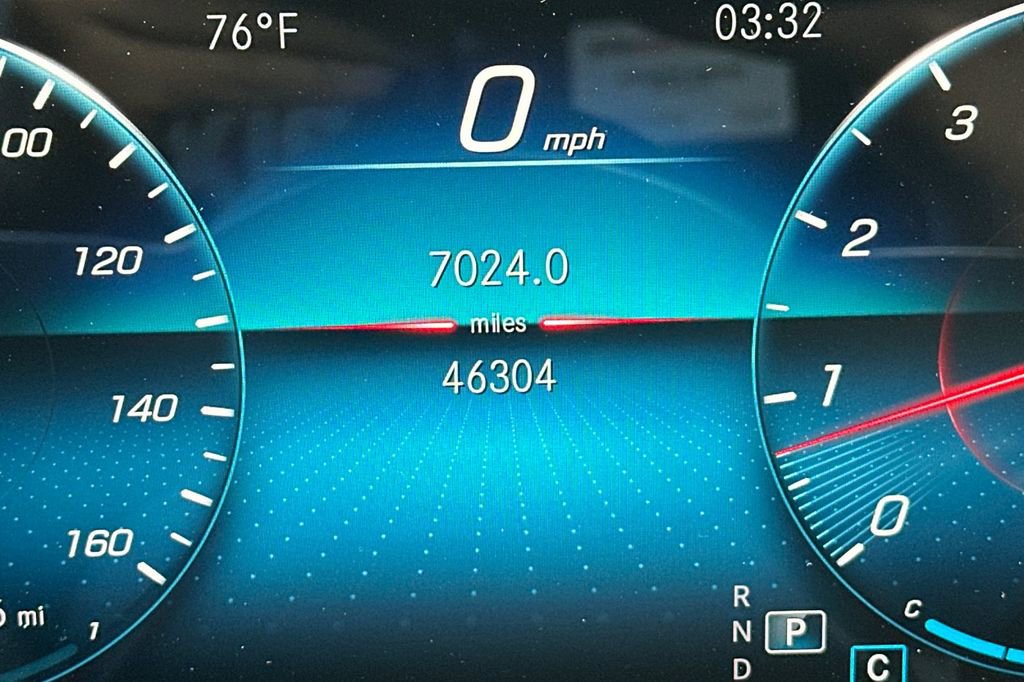 Used 2020 Mercedes-Benz GLB 250 4MATIC image 25