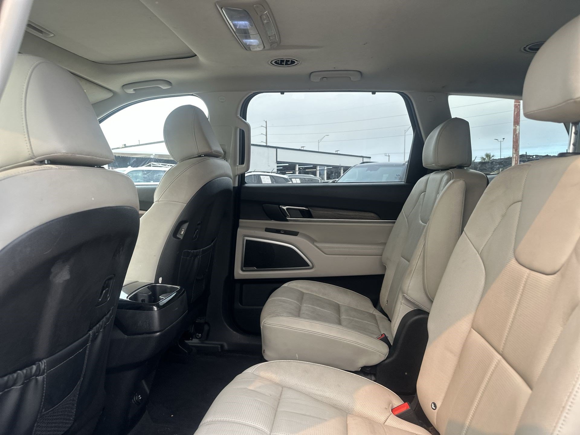 Certified 2022 Kia Telluride EX w/ EX Premium Package FWD image 21
