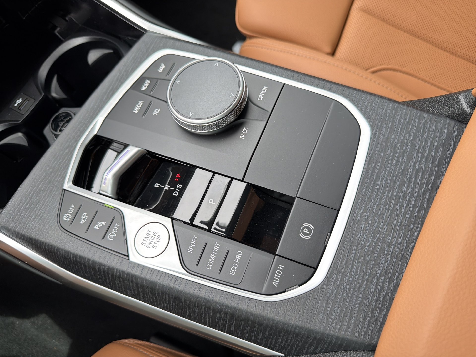 New 2026 BMW 330i Sedan w/ Convenience Package RWD image 35