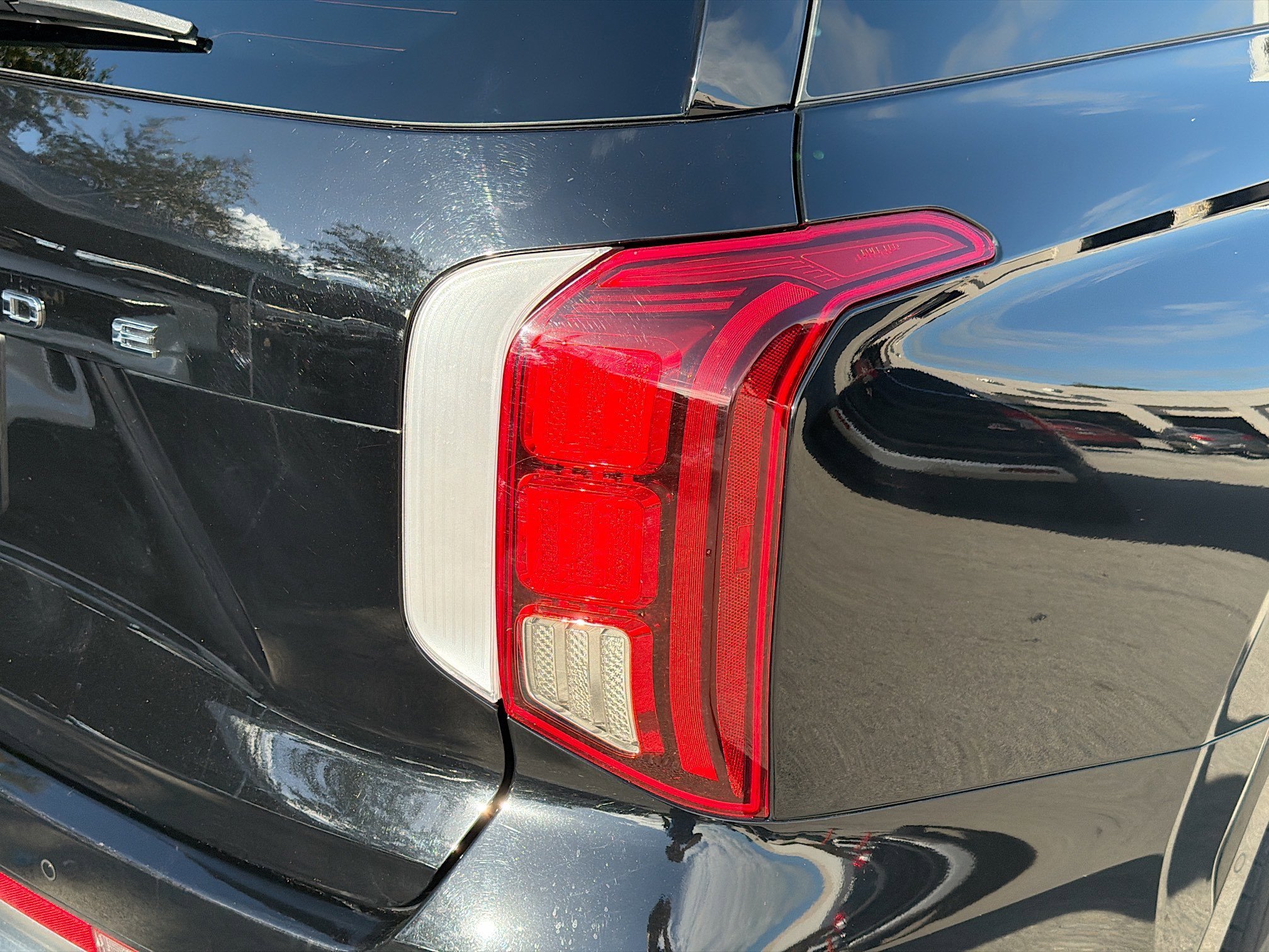 Used 2024 Hyundai Palisade Calligraphy image 26