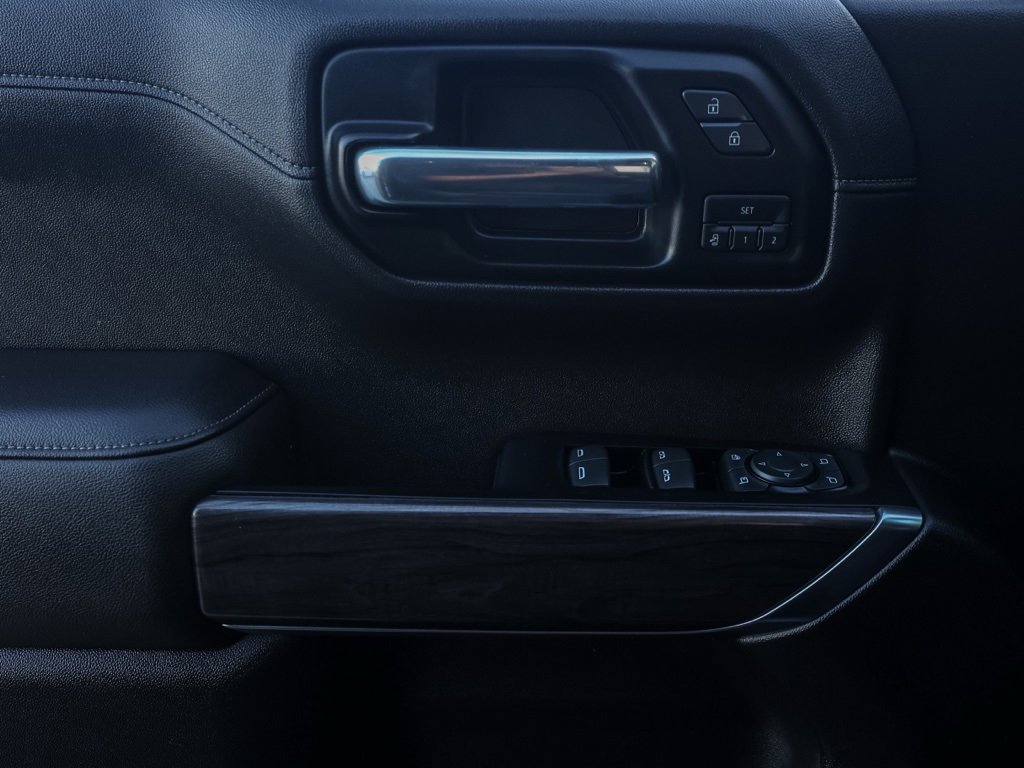 Used 2019 Chevrolet Silverado 1500 LTZ w/ LTZ Premium Package image 23