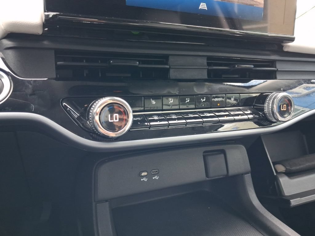 Used 2024 Honda Prologue Touring image 27