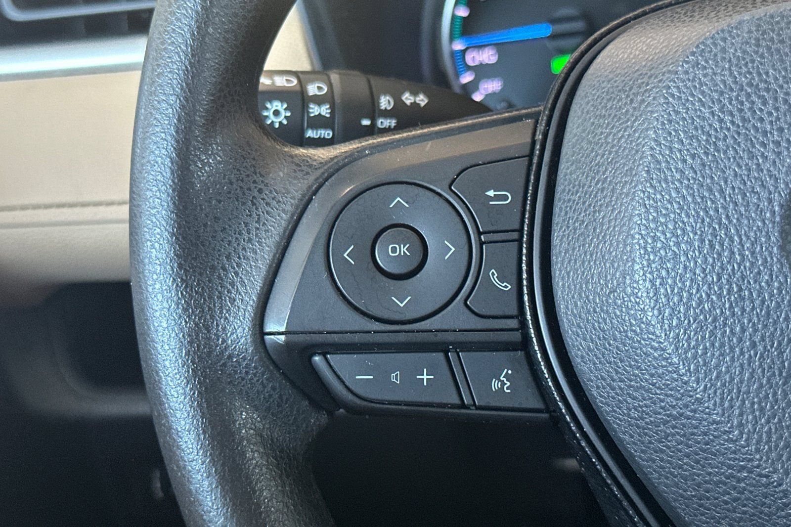 Certified 2021 Toyota RAV4 XLE AWD/4WD image 28