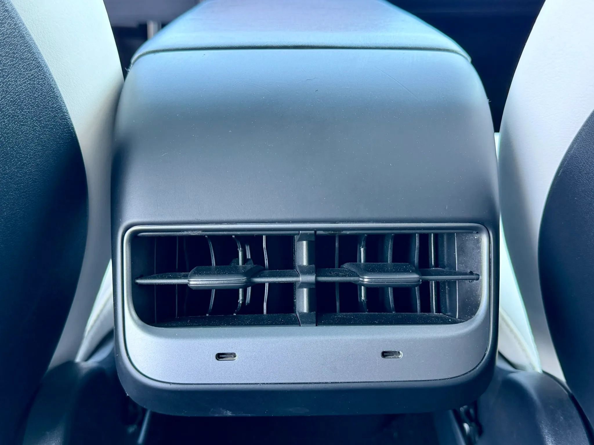 Used 2021 Tesla Model Y Long Range image 35