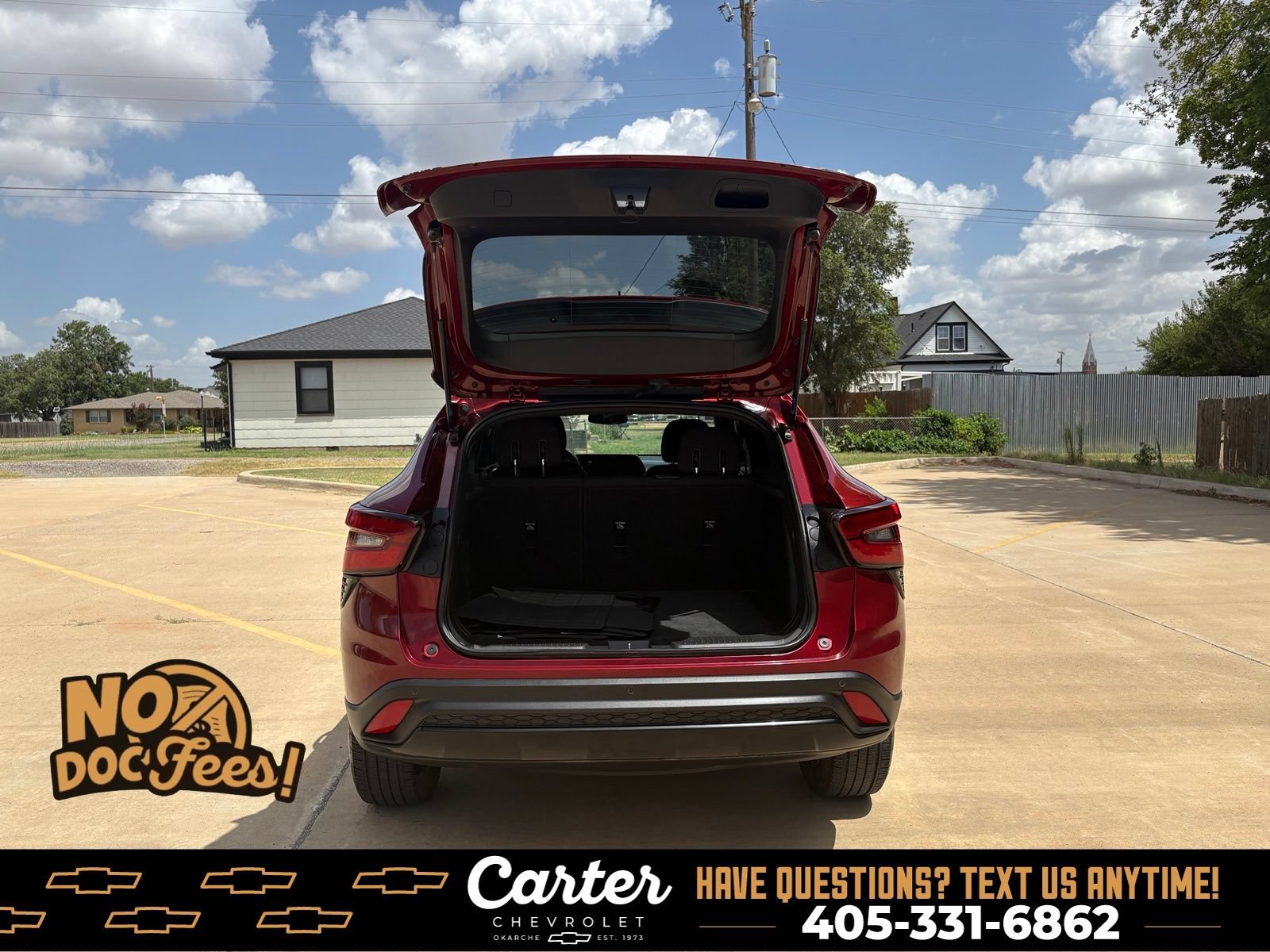 Used 2024 Chevrolet Trax RS w/ Sunroof Package FWD image 11