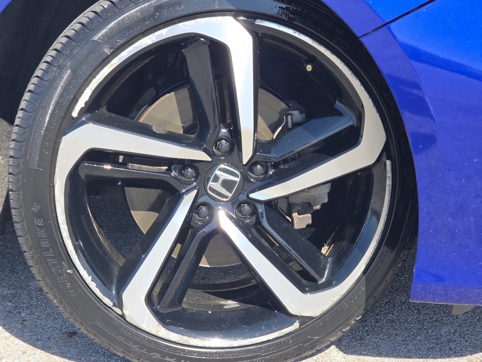 Used 2018 Honda Accord Sport image 9