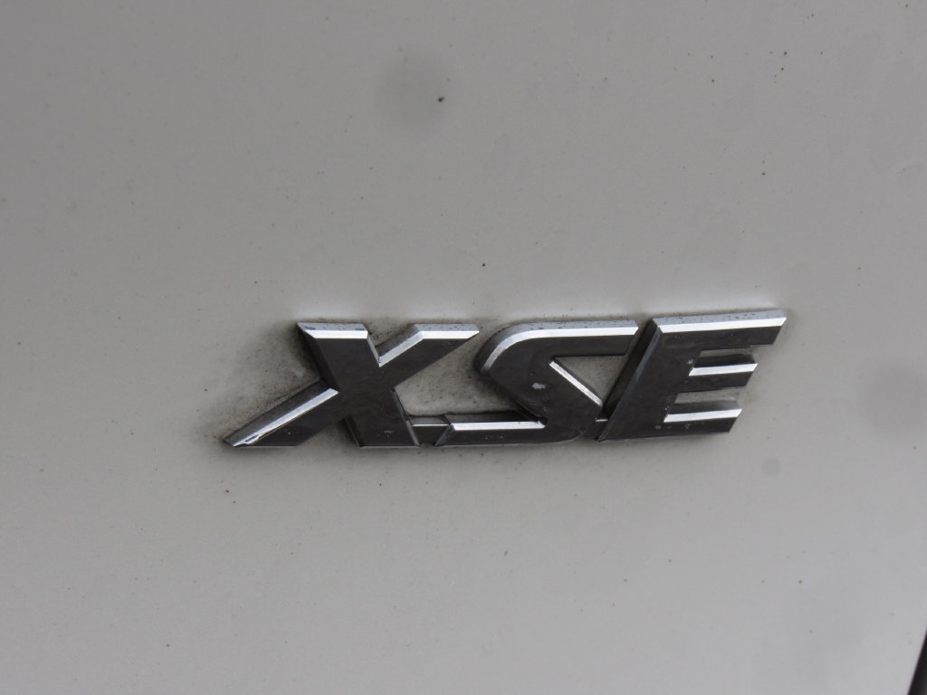 Used 2021 Toyota RAV4 XSE w/ Premium Package AWD/4WD image 9