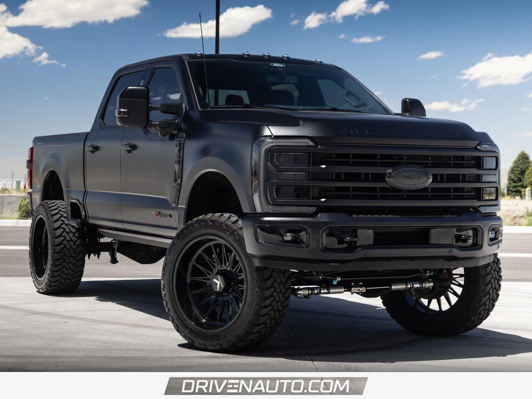 Used 2025 Ford F350 Platinum AWD/4WD image 3