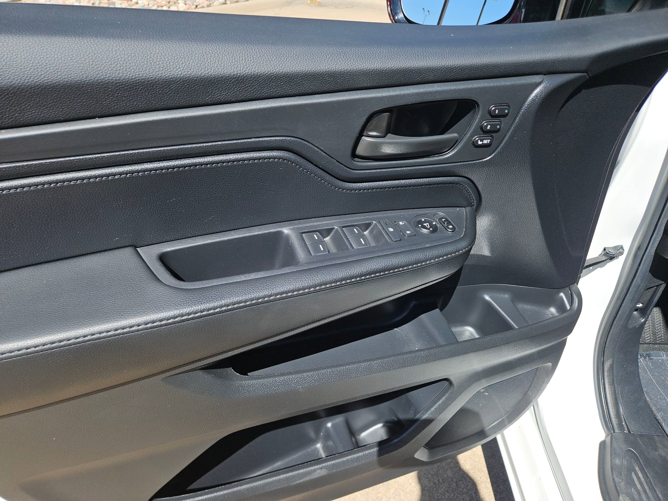 Certified 2025 Honda Odyssey Sport-L image 14