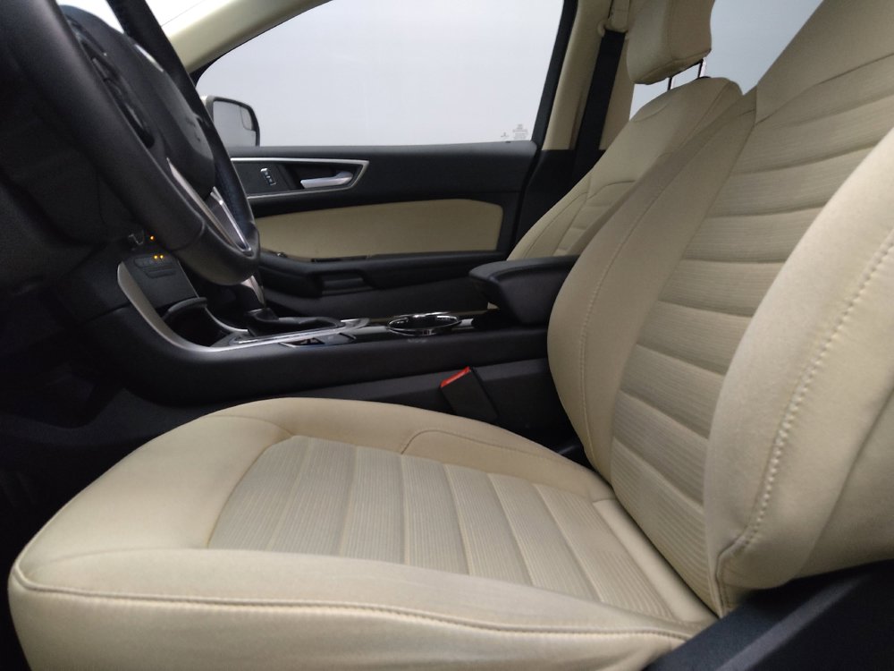 Used 2017 Ford Edge SEL FWD image 17