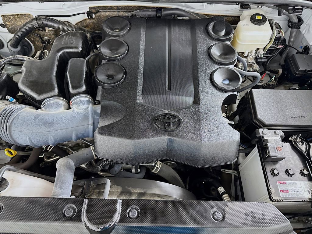 Used 2024 Toyota 4Runner Limited AWD/4WD image 32
