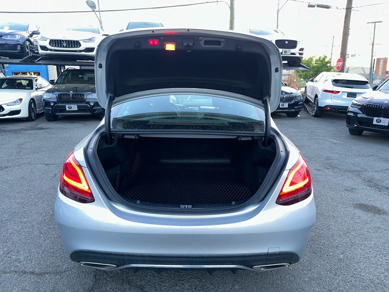 Used 2020 Mercedes-Benz C 300 4MATIC Sedan image 26
