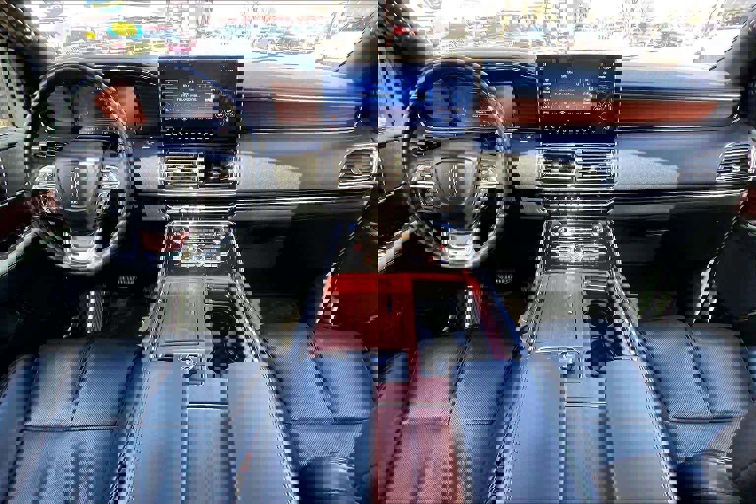 Used 2024 Lincoln Navigator Reserve image 32