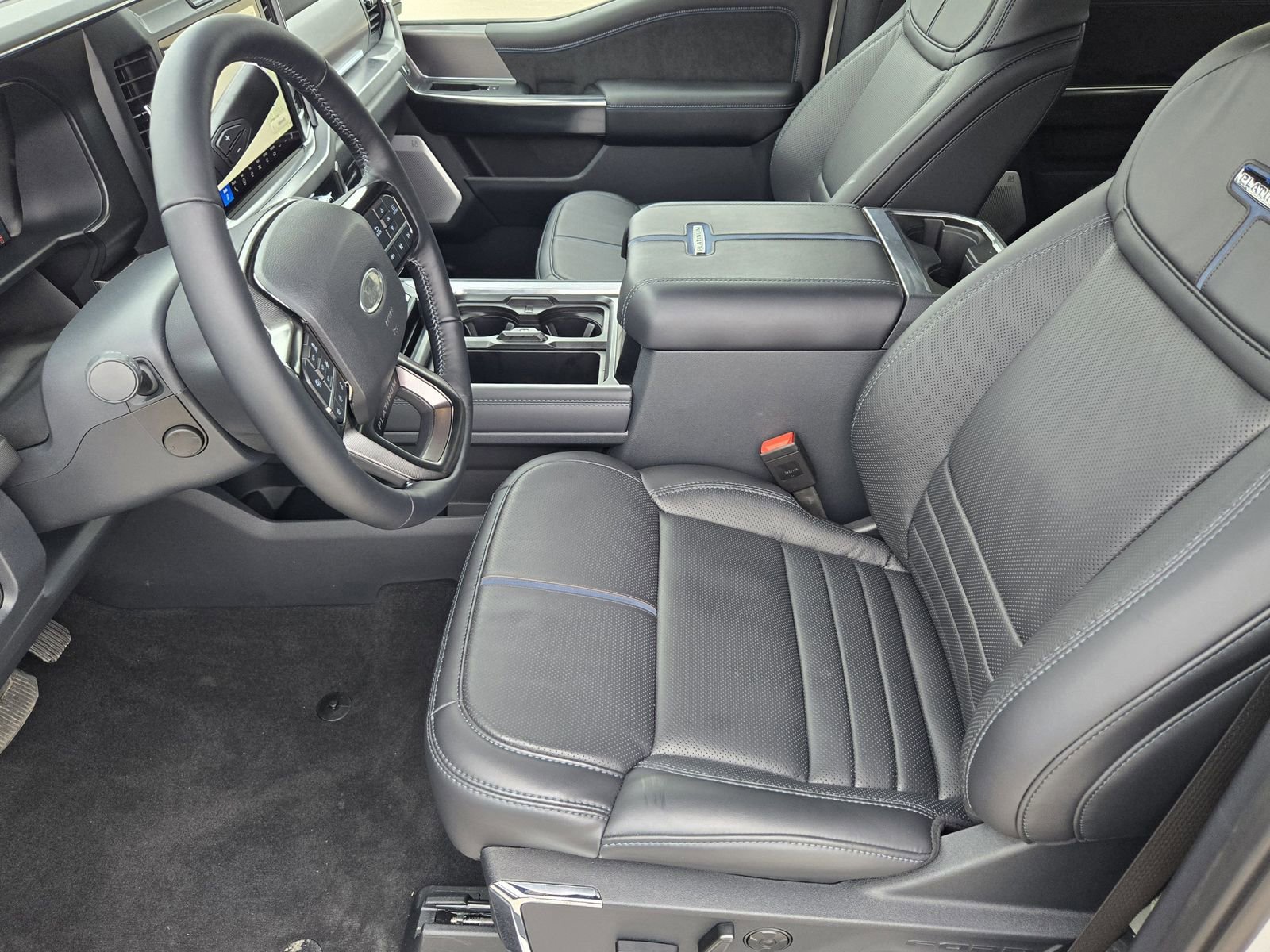New 2026 Ford F350 Platinum AWD/4WD image 16