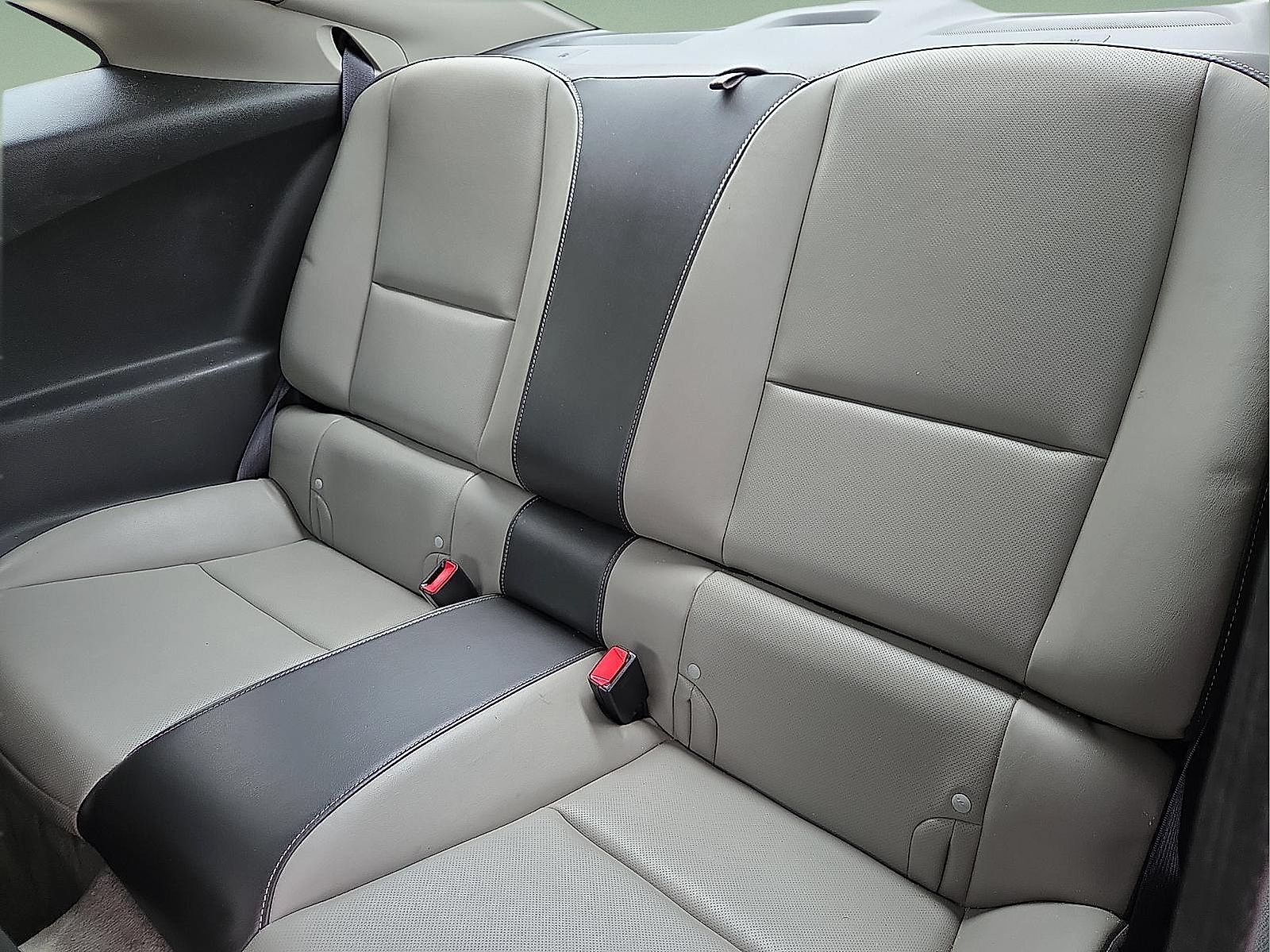 Used 2012 Chevrolet Camaro SS RWD image 10