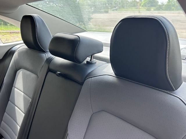 New 2026 Volkswagen Jetta SE FWD image 23