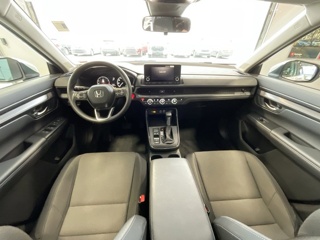 Used 2025 Honda CR-V EX image 8