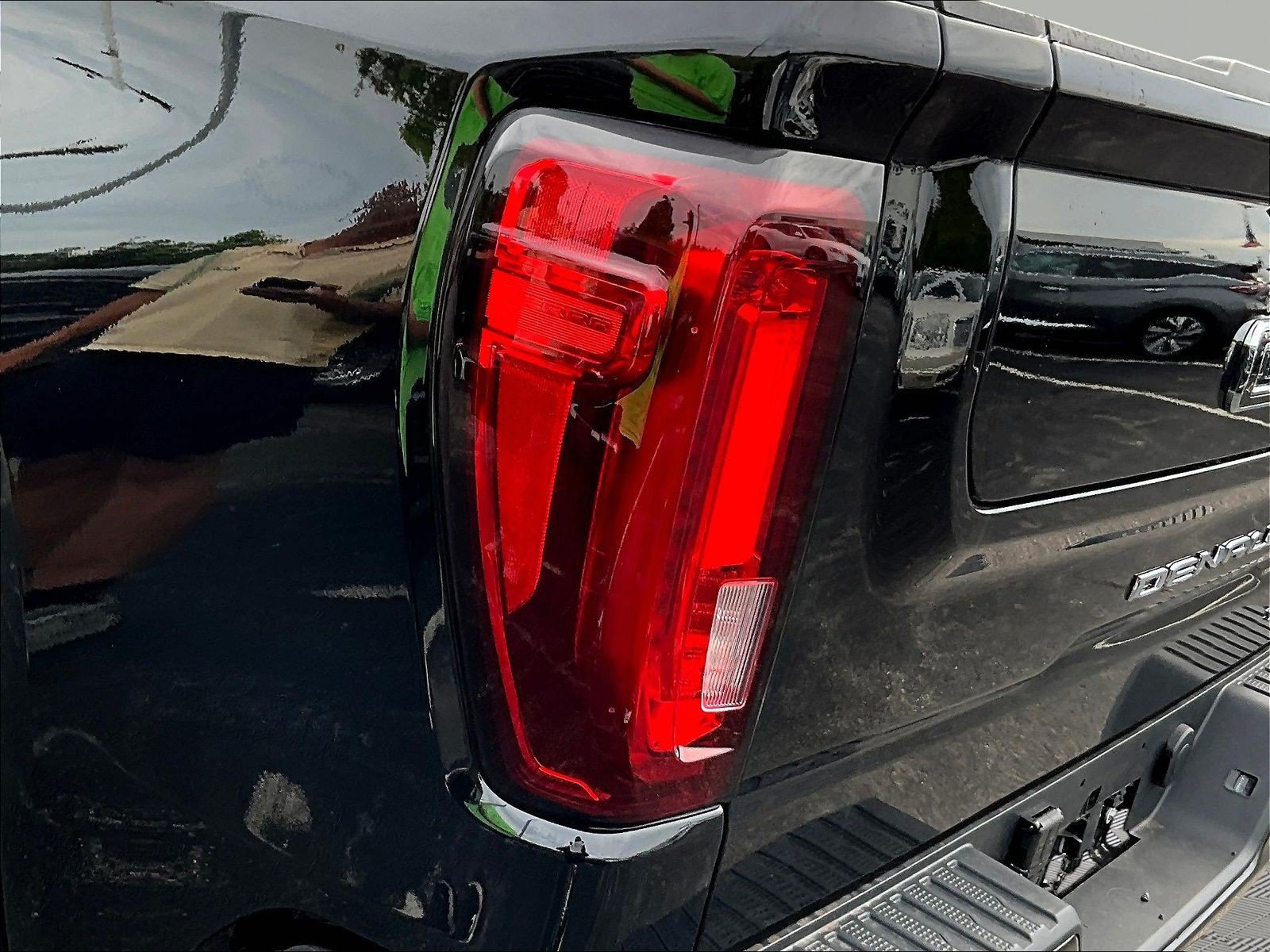 New 2026 GMC Sierra 1500 Denali w/ Denali Reserve Package AWD/4WD image 14
