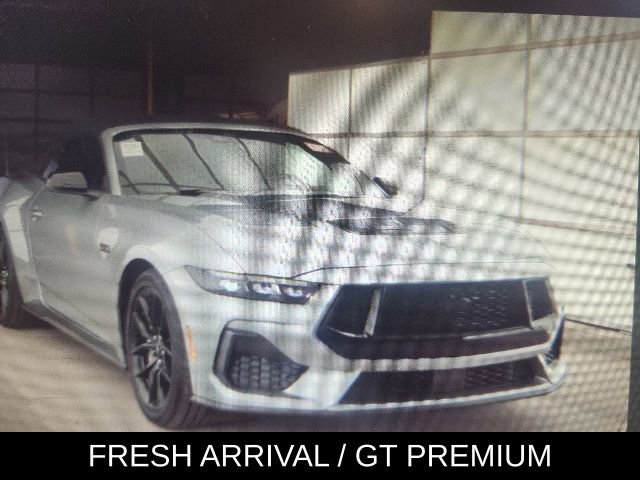 Used 2025 Ford Mustang GT Premium RWD image 6