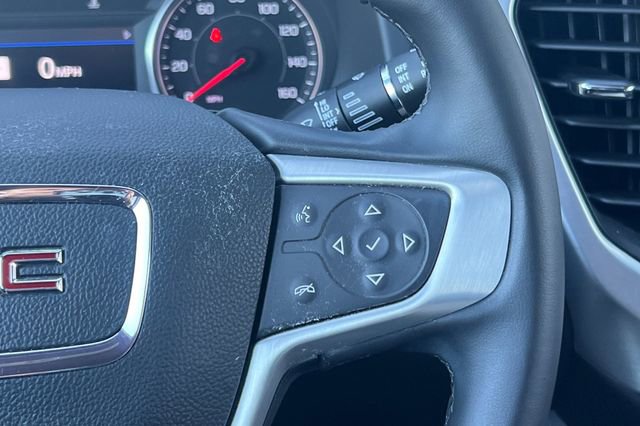 Used 2023 GMC Acadia SLT image 33