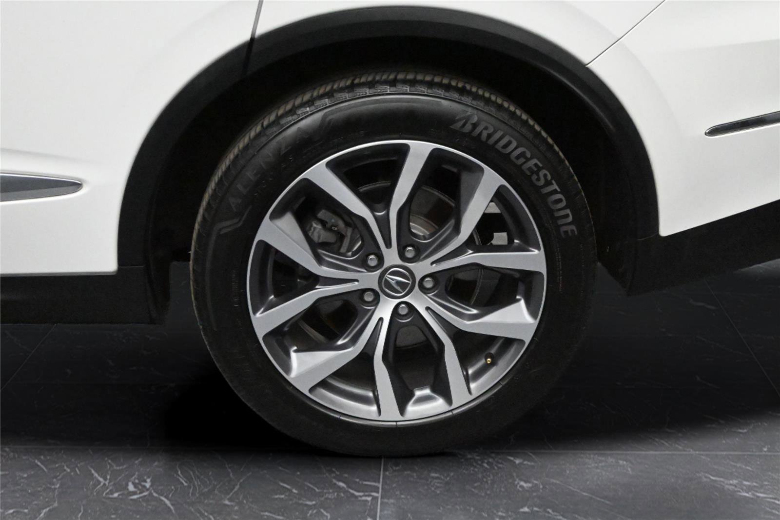 Certified 2022 Acura MDX SH-AWD w/ Technology Package image 13