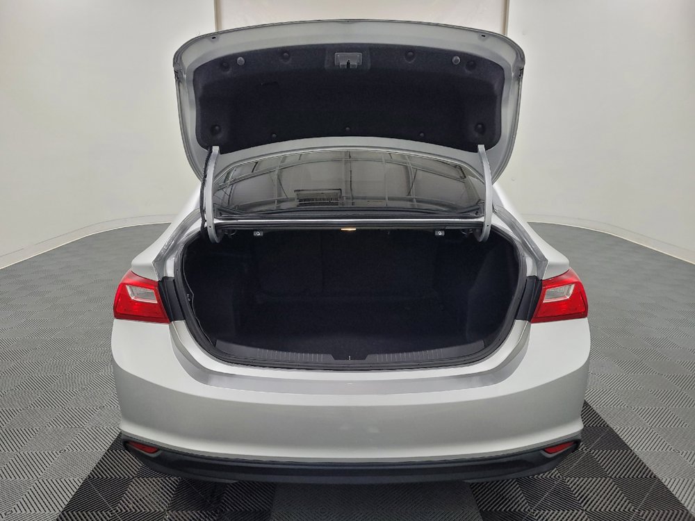 Used 2017 Chevrolet Malibu LS FWD image 29