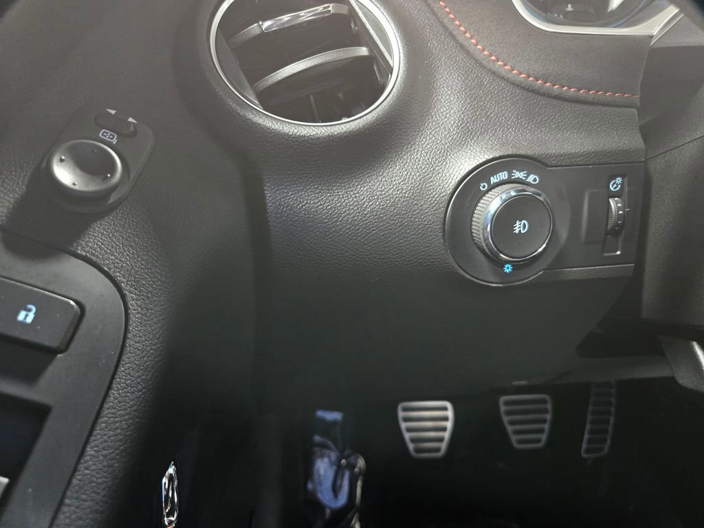 Used 2014 Chevrolet Camaro ZL1 RWD image 14