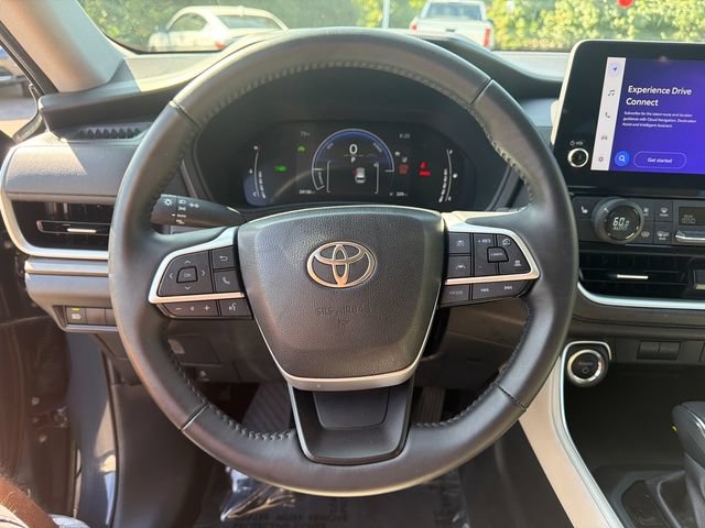 Certified 2025 Toyota Grand Highlander AWD Hybrid image 33