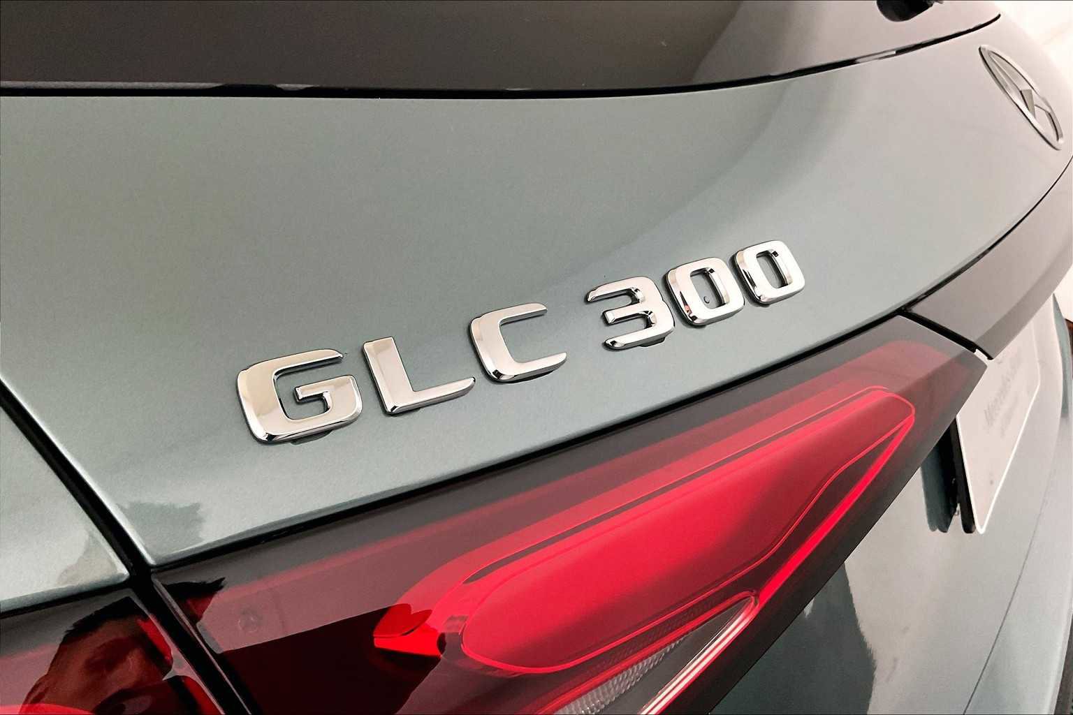 New 2025 Mercedes-Benz GLC 300 GLC 300 image 7
