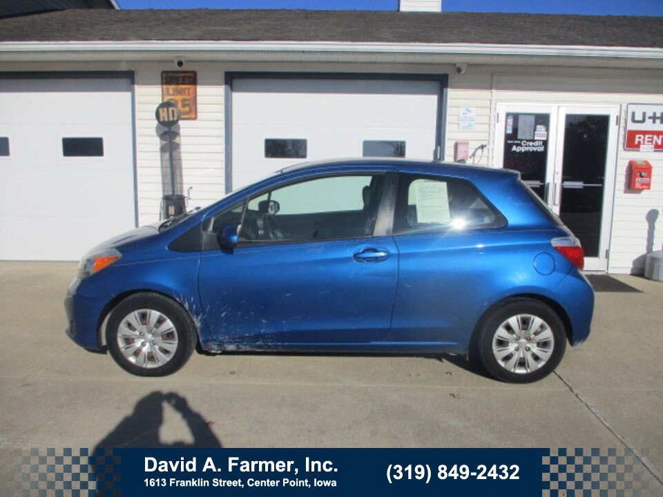 Used 2014 Toyota Yaris LE image 1