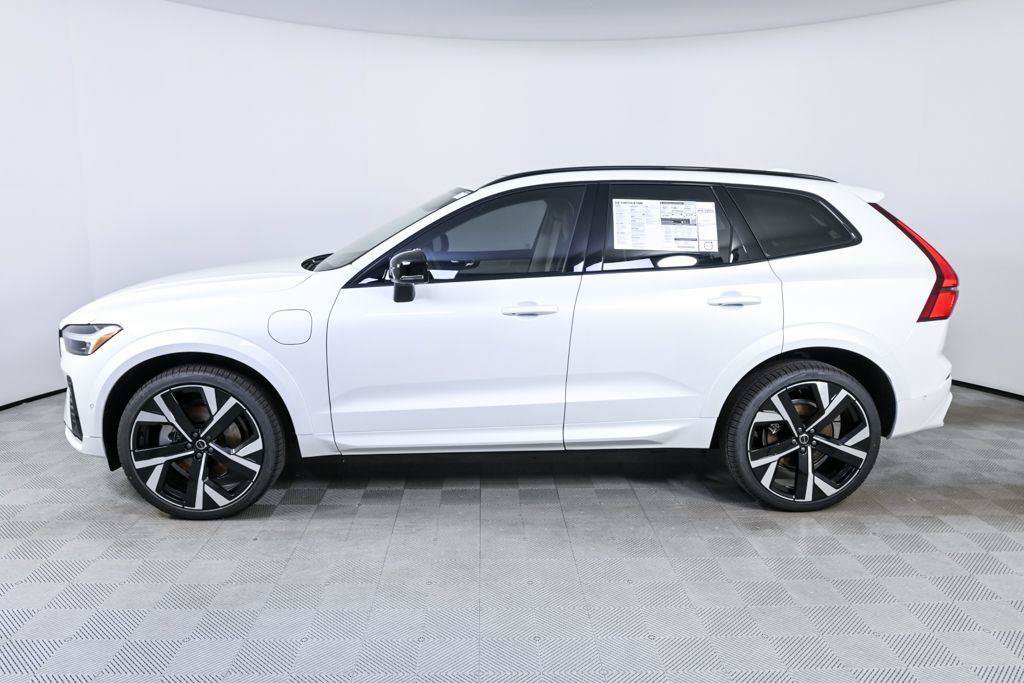 New 2026 Volvo XC60 T8 Ultra w/ Protection Package Premier AWD/4WD image 2