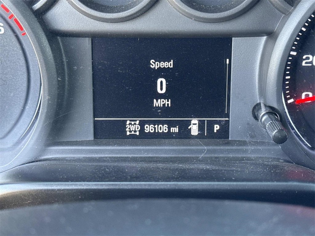 Used 2023 Chevrolet Silverado 2500 Custom w/ Custom Convenience Package image 15