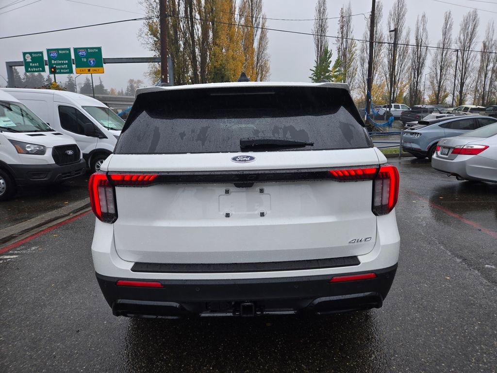 New 2026 Ford Explorer ST-Line w/ ST-Line Street Pack image 6