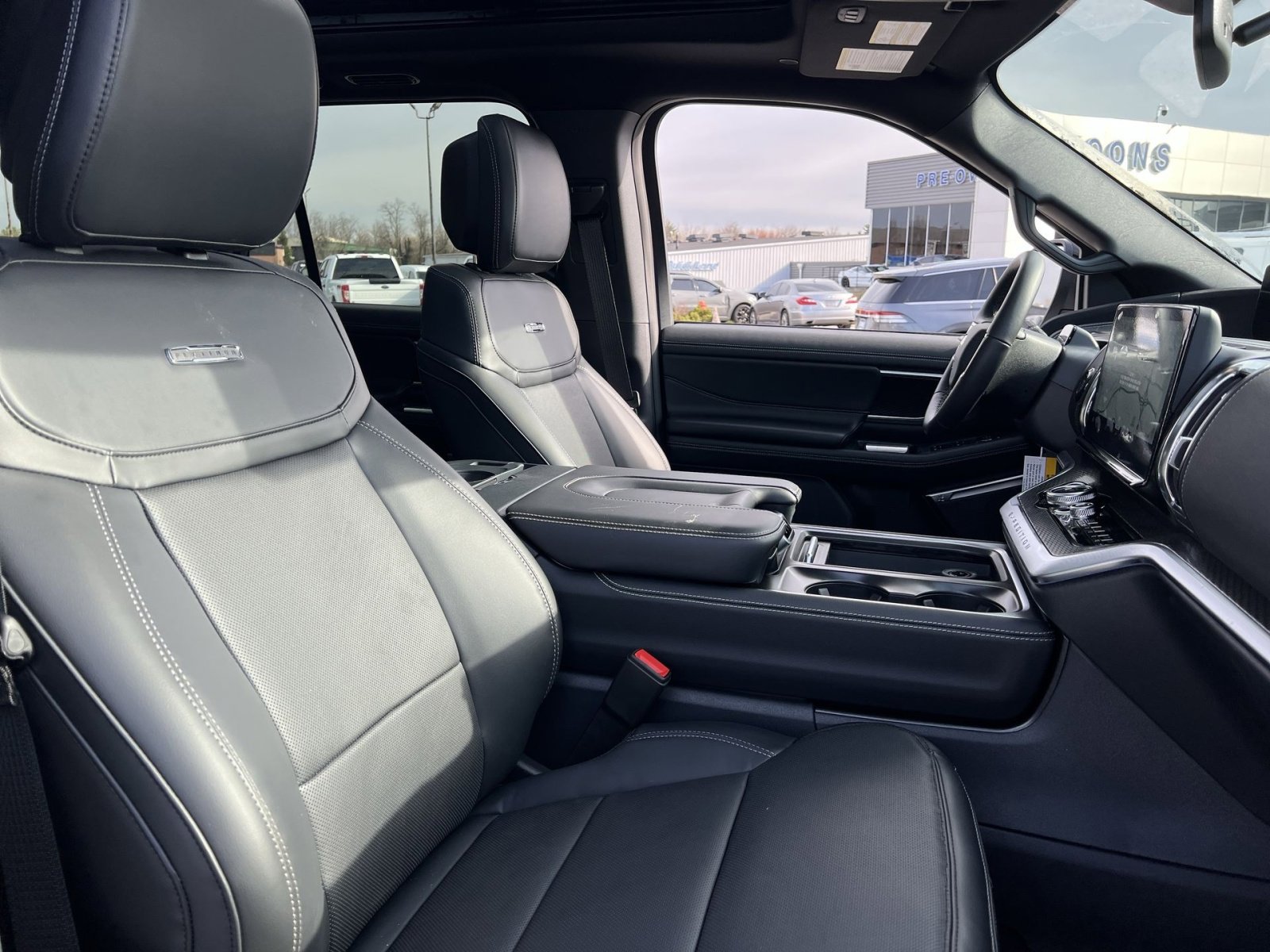 New 2026 Ford Expedition Max Platinum image 28