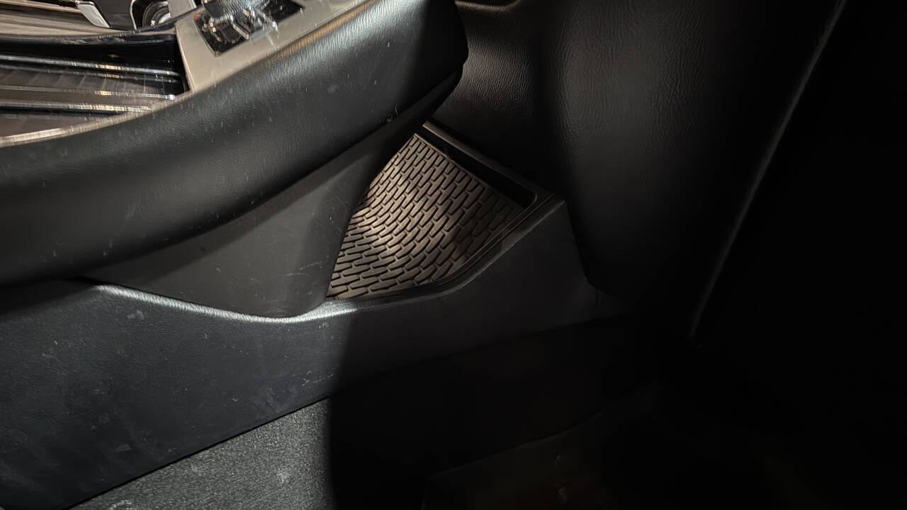 Used 2021 Lincoln Aviator AWD image 38