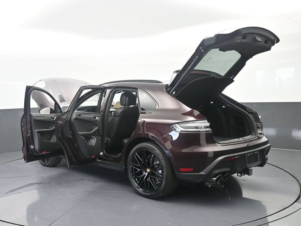 Used 2025 Porsche Macan GTS AWD/4WD image 80
