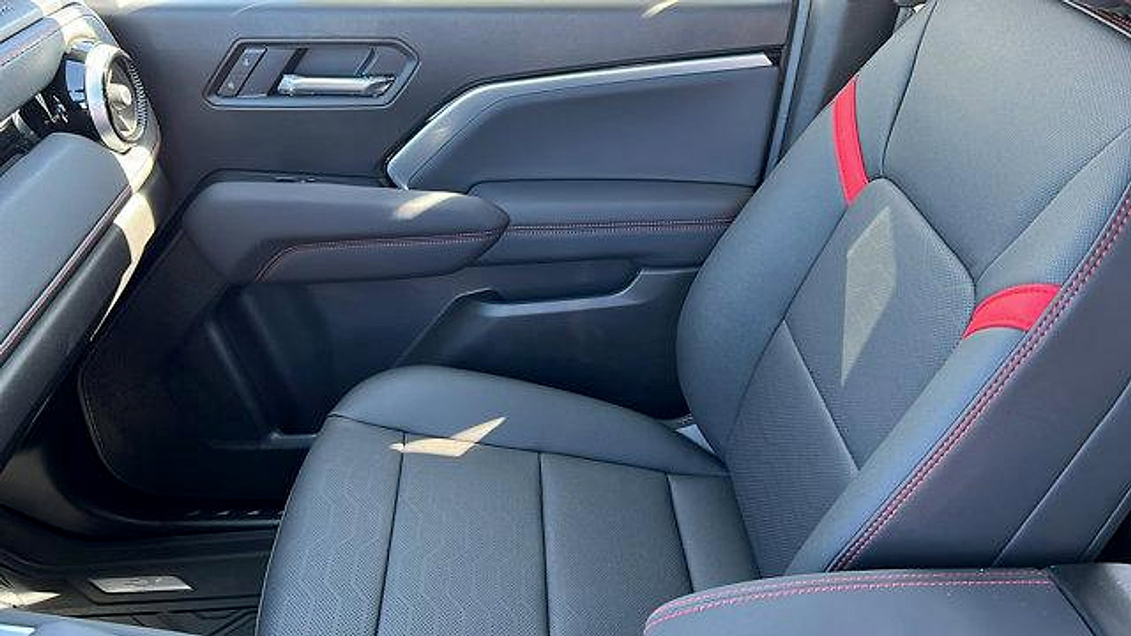 New 2026 Chevrolet Colorado Z71 w/ Technology Package image 23