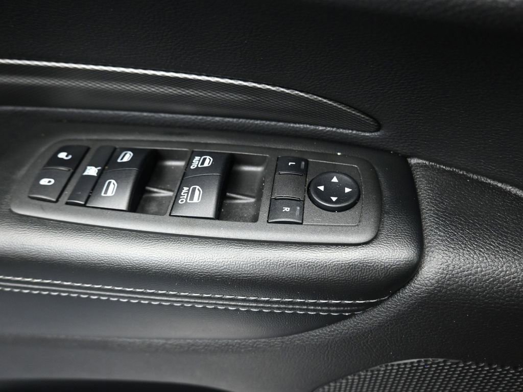 Used 2022 Dodge Durango GT image 13