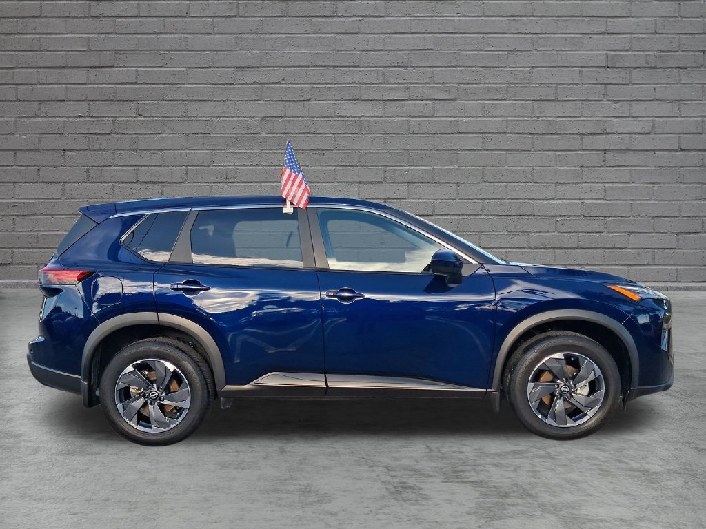 Certified 2026 Nissan Rogue SV FWD image 13