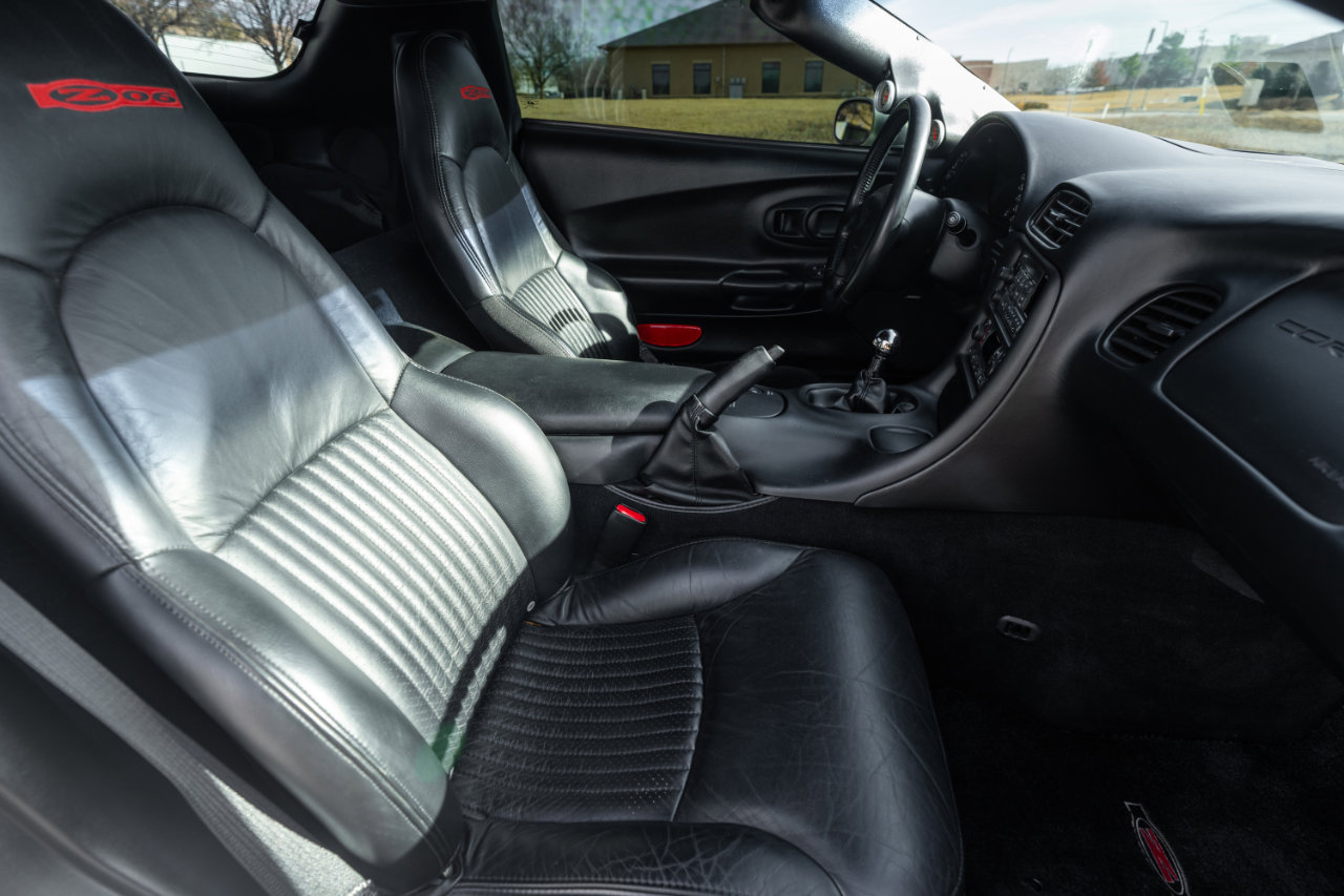 Used 2004 Chevrolet Corvette Z06 w/ Memory Package image 54