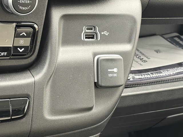 Used 2024 RAM ProMaster 3500 image 22